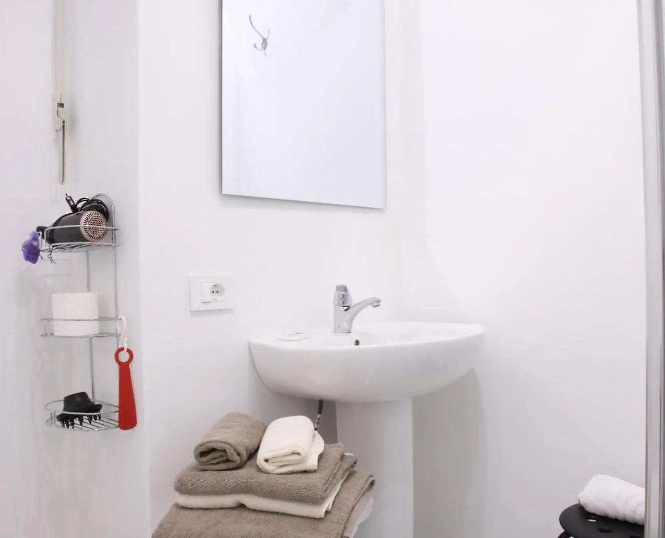 Il Gatto E La Volpe Foresteria Lombarda Lierna Bed and breakfast